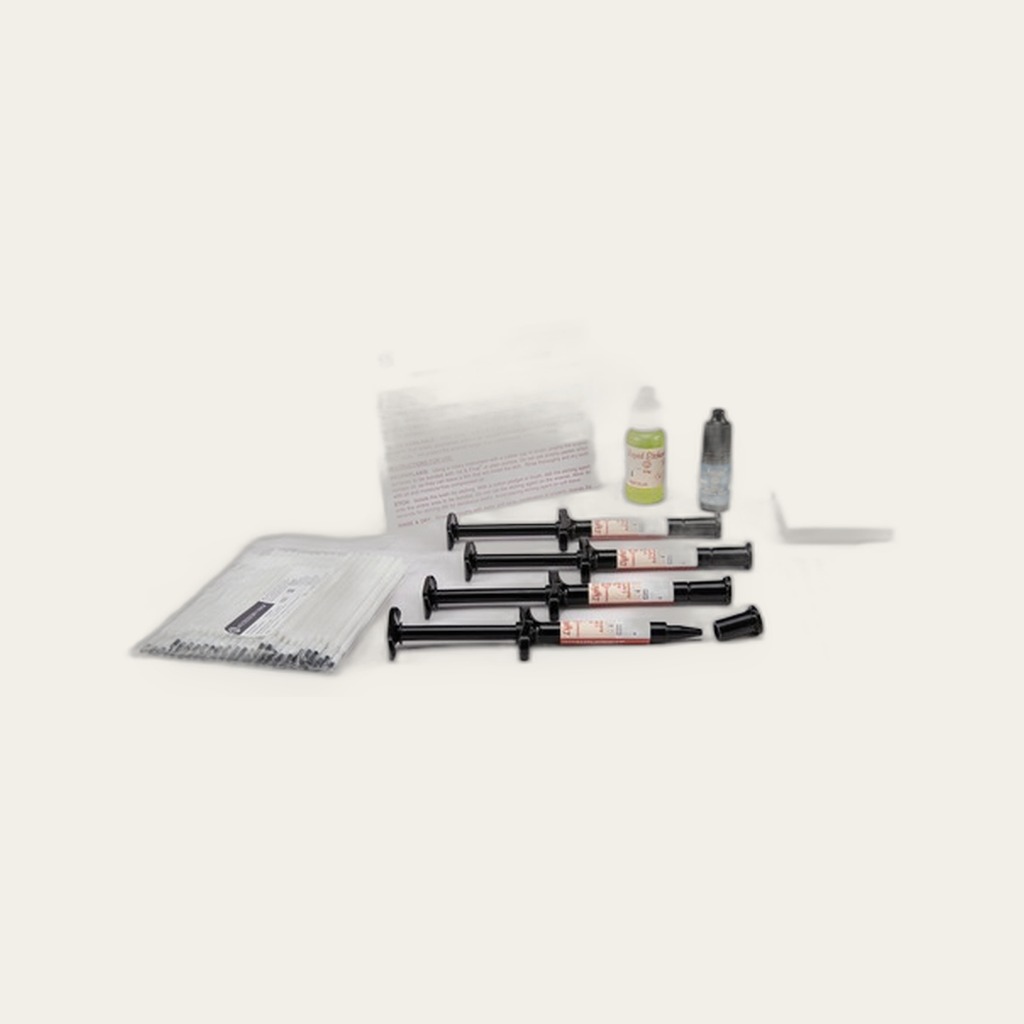 Light Bond™ kit — paste in push syringes with fluoride